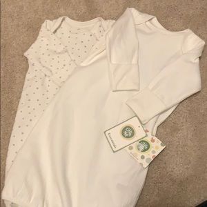 O-3 Little Me gowns
